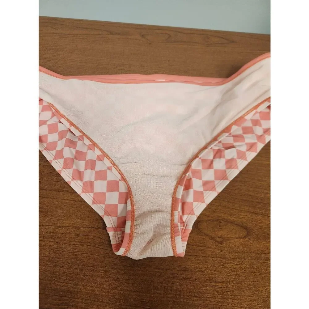 Kona Sol pink and white checkerboard print bikini. 1X bottoms 2X top
